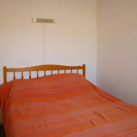 Villa Maison T3 Mezzanine Avec Patio à 150m De La – Parking, Bbq, 6 Pers – - Fr-1-797-42