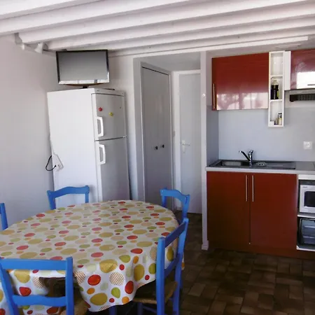 Maison T3 Mezzanine Avec Patio à 150m De La – Parking, Bbq, 6 Pers – - Fr-1-797-42 *